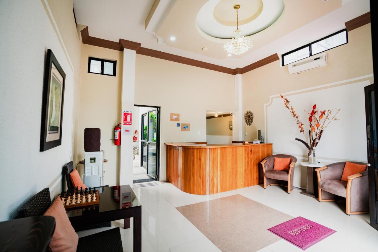 פורטו איורה Hotel Palace Galapagos מראה חיצוני תמונה