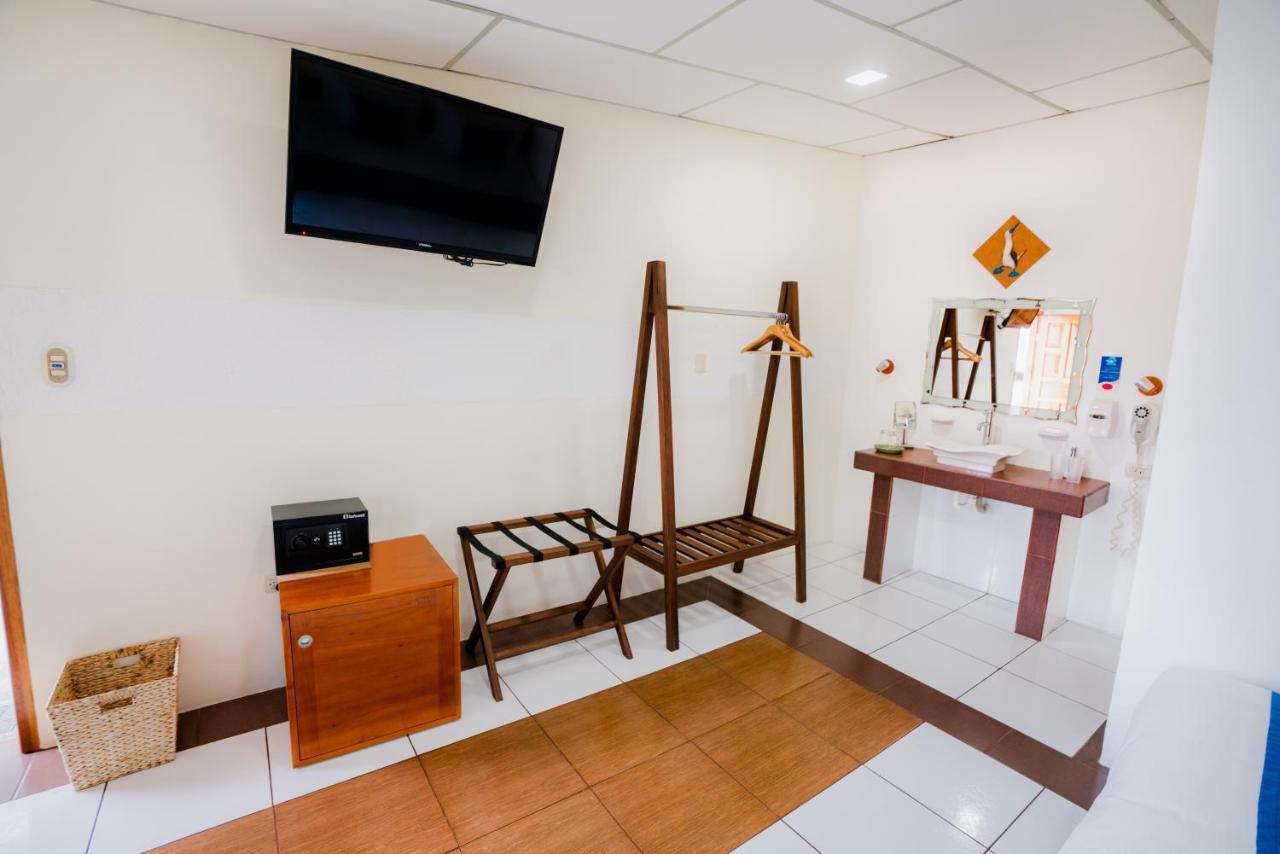 פורטו איורה Hotel Palace Galapagos מראה חיצוני תמונה