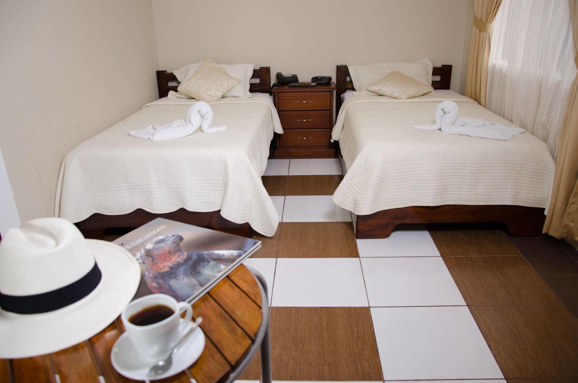 פורטו איורה Hotel Palace Galapagos מראה חיצוני תמונה